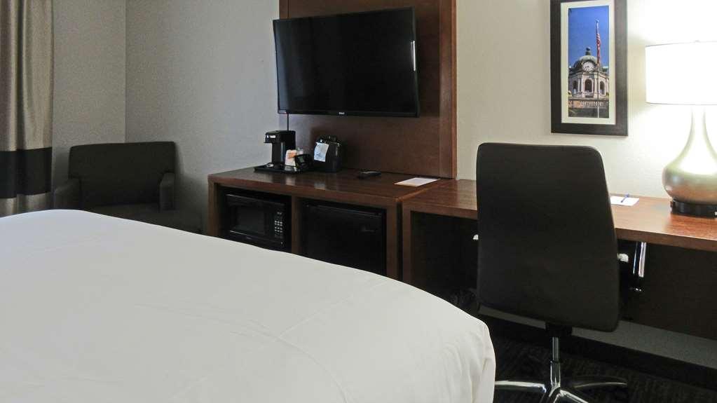 Comfort Inn & Suites Brunswick Phòng bức ảnh