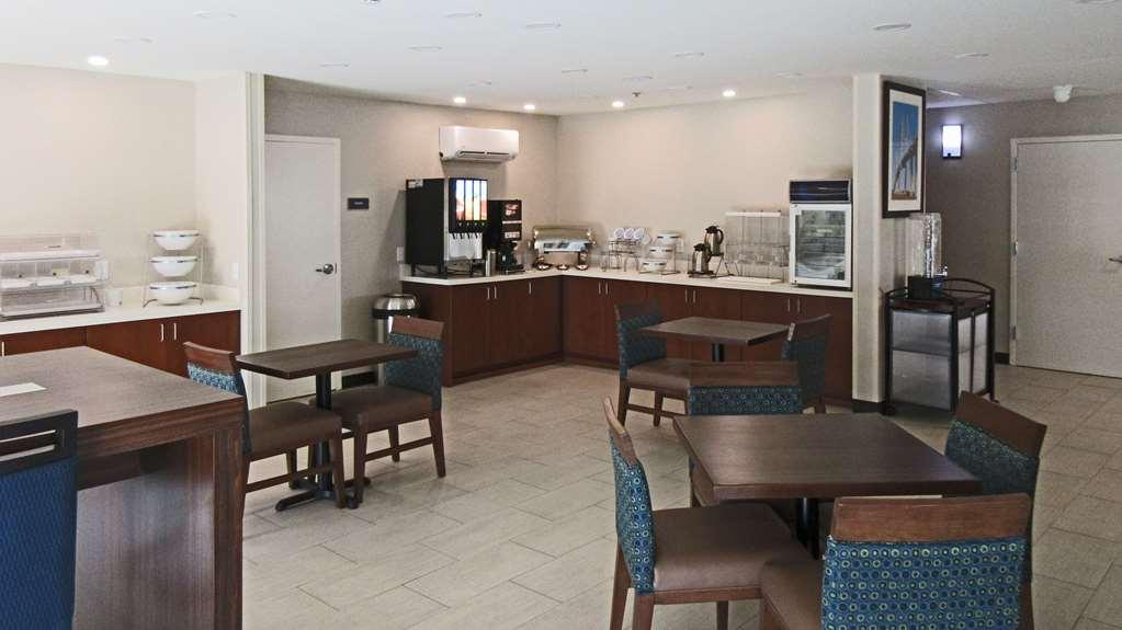 Comfort Inn & Suites Brunswick Ngoại thất bức ảnh