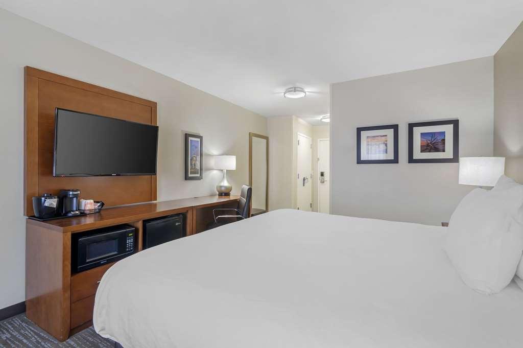 Comfort Inn & Suites Brunswick Phòng bức ảnh