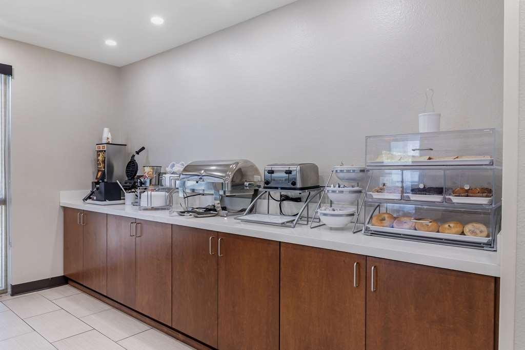 Comfort Inn & Suites Brunswick Nhà hàng bức ảnh